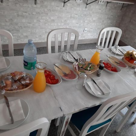 See U Inn توهيريه المظهر الخارجي الصورة